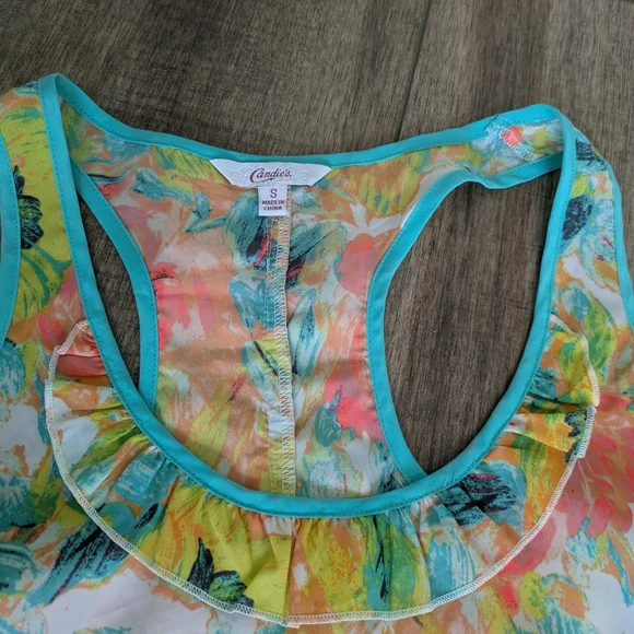Bundle Of Candie's Set Of 3 Tank Tops Like New - Picture 2 of 11